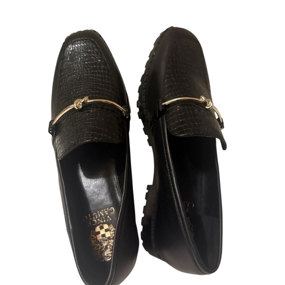 Vince Camuto Black Textured Loafers with Gold Detail brand new - Picture 3 of 14